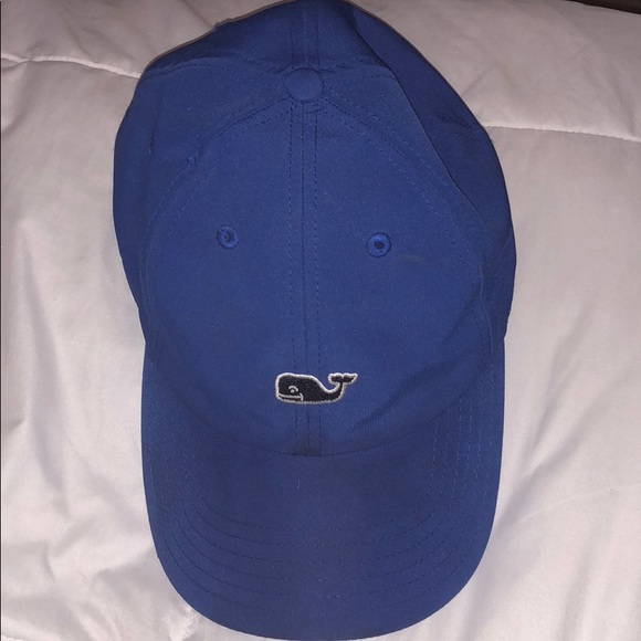 vineyard vines performance hat